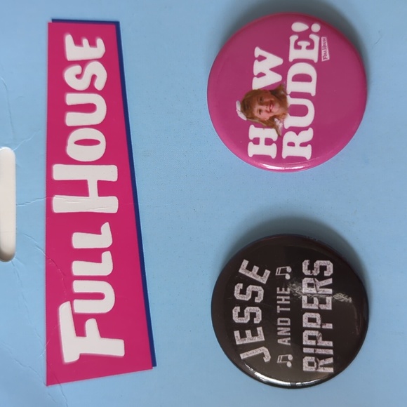 Full House Pin Set - Picture 2 of 5